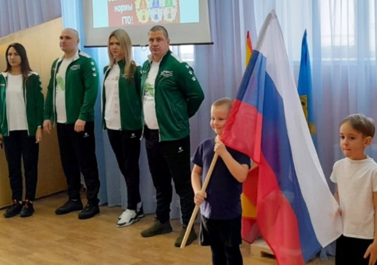Воспитанники МБДОУ "Центр развития ребенка -детский сад №3" открыли для себя мир Всероссийского физкультурно-спортивного комплекса ГТО.. Воспитанники МБДОУ "Центр развития ребенка -детский сад №3" открыли для себя мир Всероссийского физкультурно-спортивного комплекса ГТО..